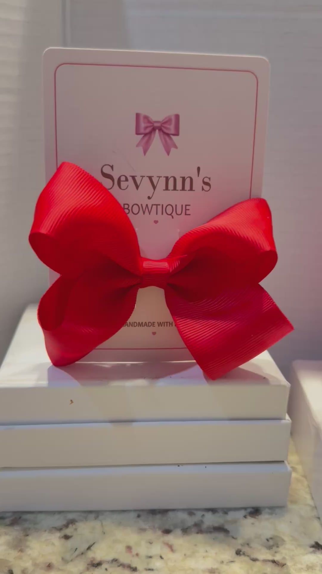 Ruby Rose Bow & Mini Handbag Set